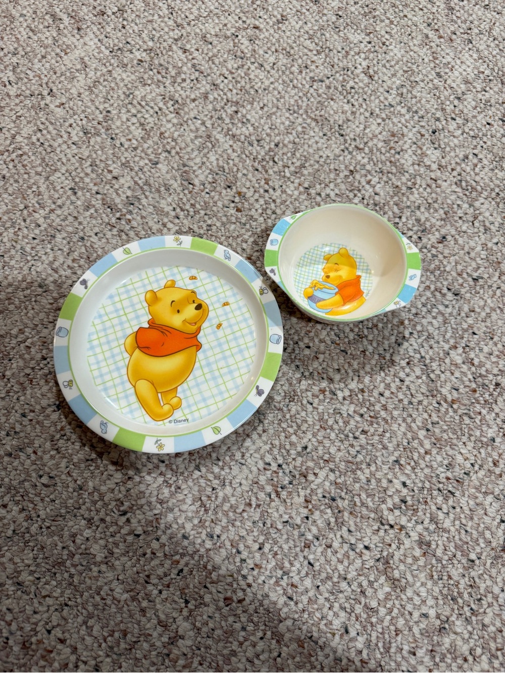 Disney Winnie the Pooh Plate and Bowl Set